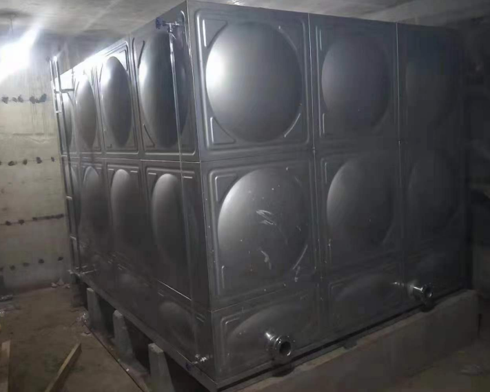 阿克苏不锈钢保温水箱的焊接方法